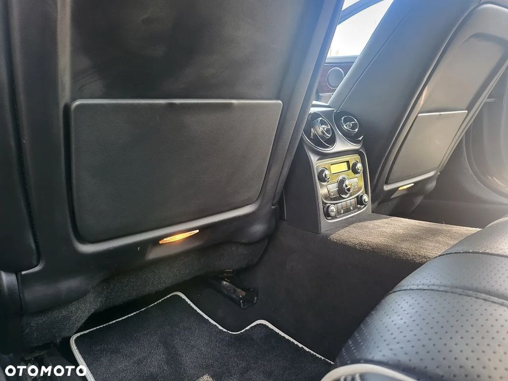 Jaguar XJ - 33