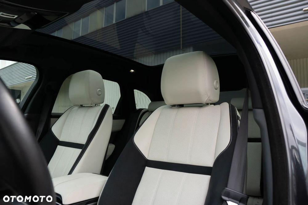 Land Rover Range Rover Velar 3.0 D300 mHEV R-Dynamic SE - 16