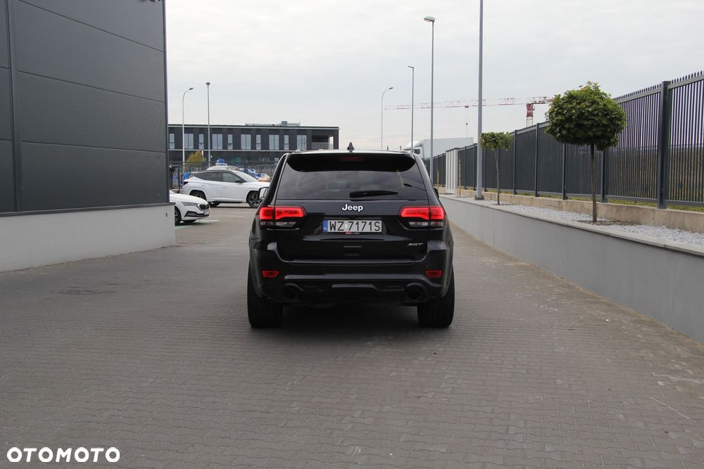 Jeep Grand Cherokee 6.4 V8 SRT8 - 8