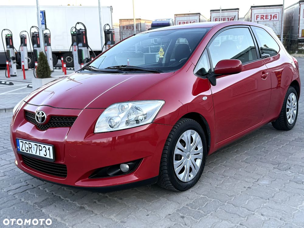 Toyota Auris - 14