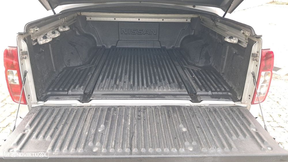 Nissan Navara 2.5 dCi CD LE Sport Edition - 31