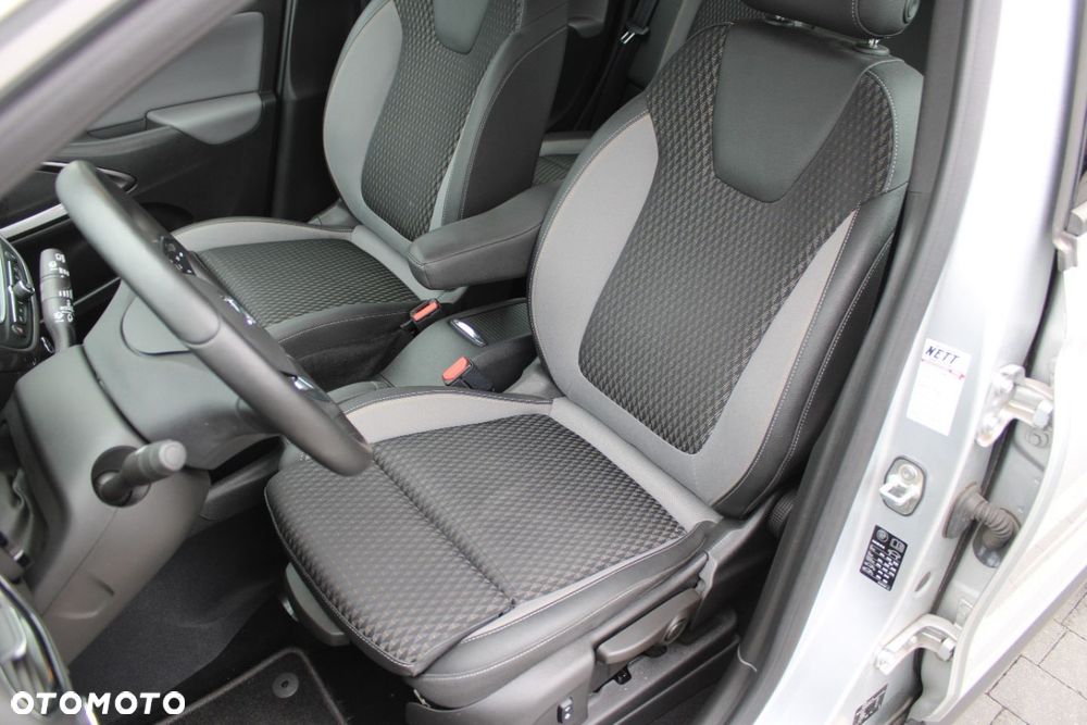 Opel Crossland X - 17