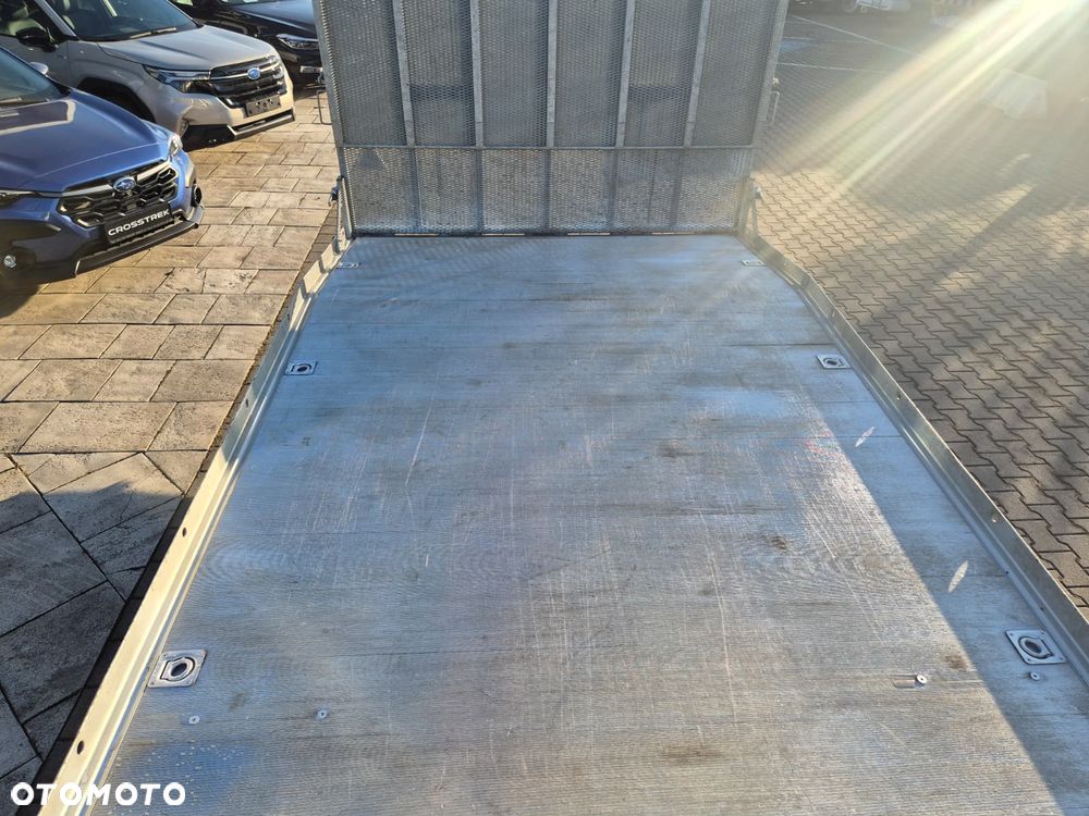 Ford Transit 2.0 TDCi / AUTOLAWETA / LAWETA DO MASZYN / SZEROKI NAJAZD / STAN IDEALNY / 1 WŁ / BEZWYPADKOWY / ORYGINALNY PRZEBIEG / 3 MIEJSCA / POMOC DROGOWA / NAPĘD TYŁ / EURO 6 / NISKI PRZEBIEG! - 33