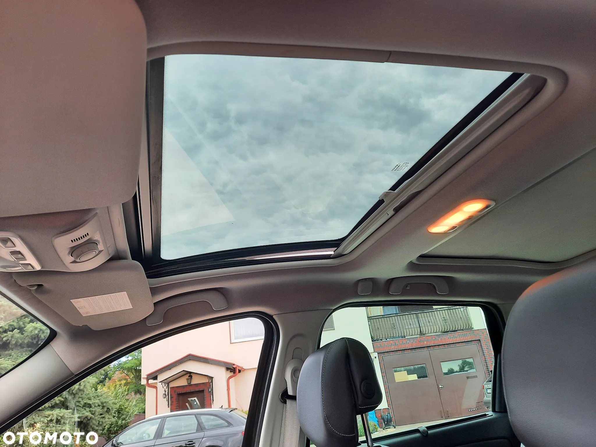 Renault Scenic ENERGY TCe 130 S&S Bose Edition - 8