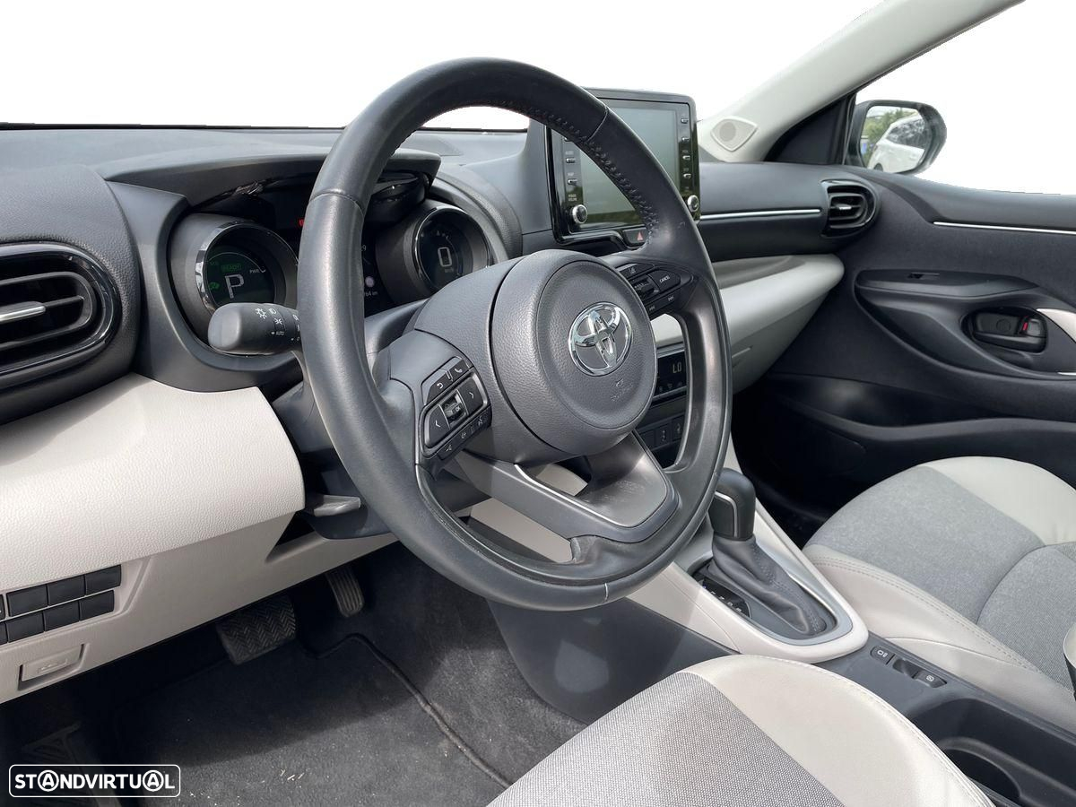 Toyota Yaris - 12