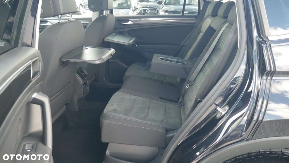 Volkswagen Tiguan Allspace - 16
