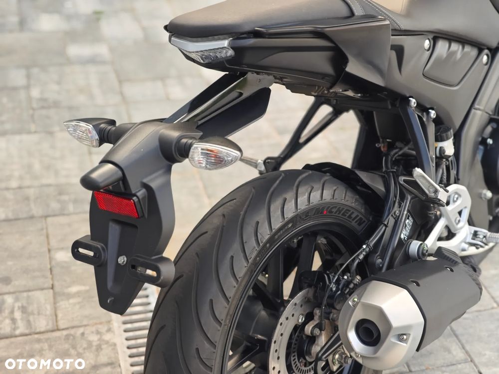 Yamaha MT - 22