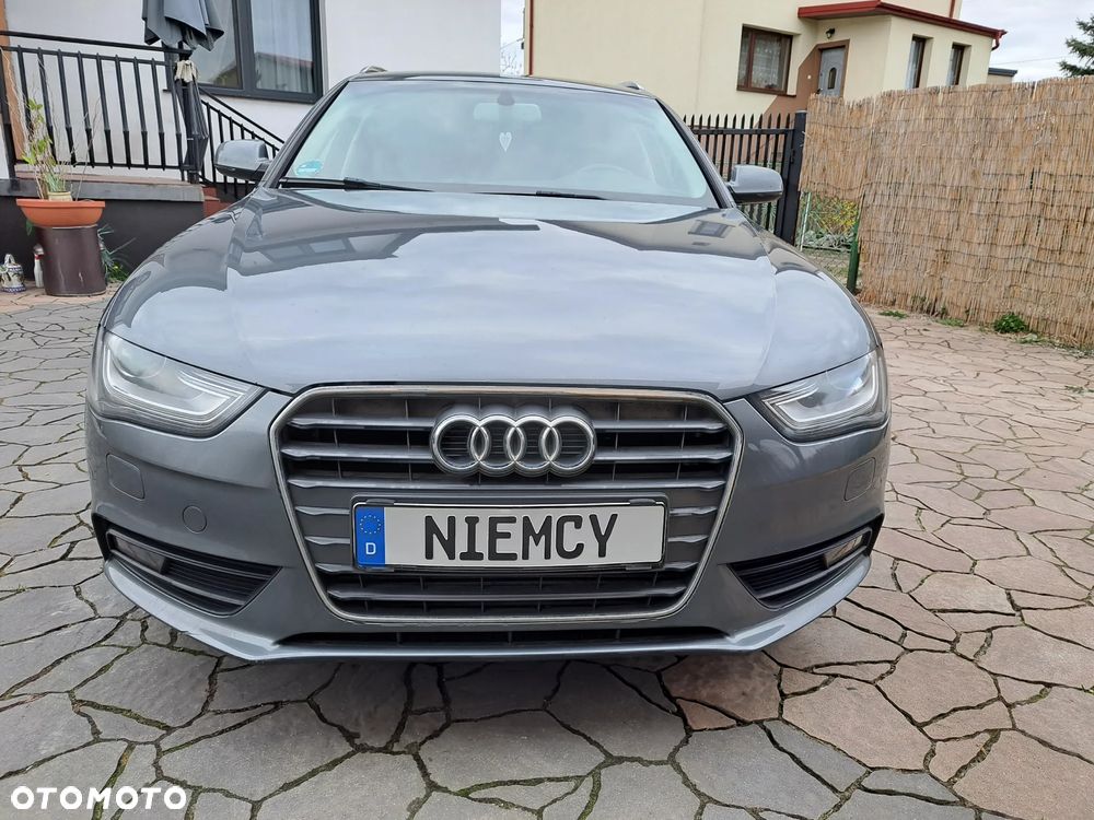 Audi A4 Avant - 4