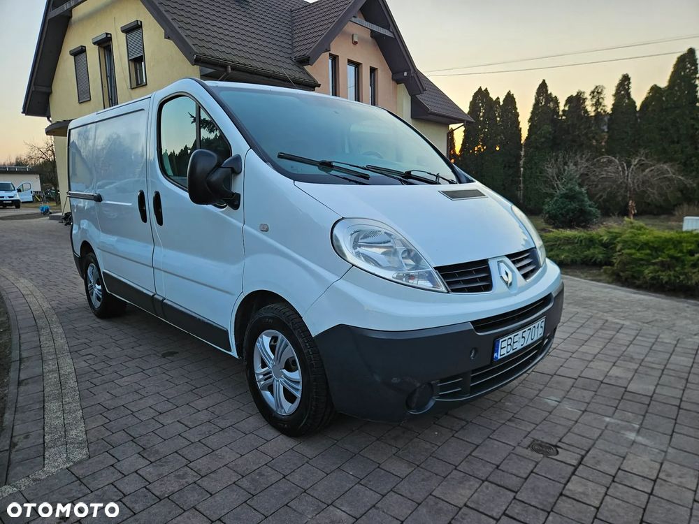 Renault Trafic - 8