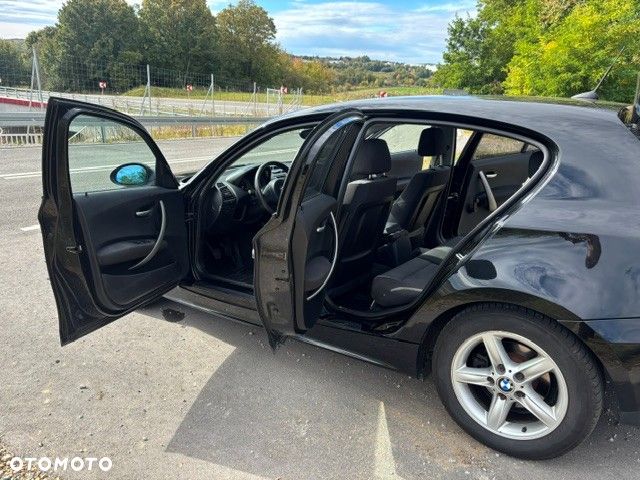 BMW Seria 1 118d - 8