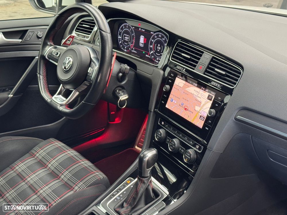 VW Golf 2.0 TSI GTI DSG Performance - 5