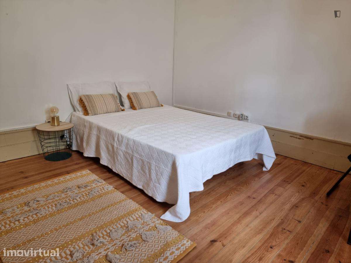 Apartamento com 4 quartos - localizado em Montes Claros Coimbra - Grande imagem: 4/23