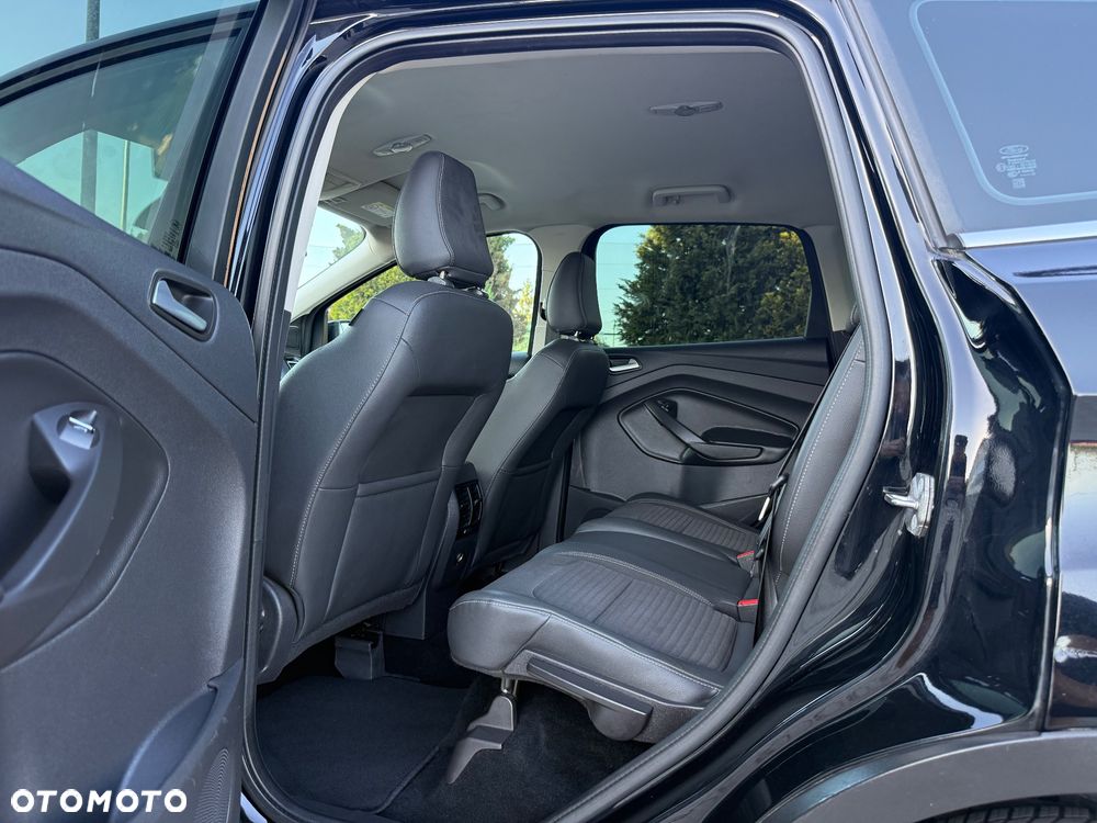 Ford Kuga 2.0 TDCi 4x4 Titanium - 24