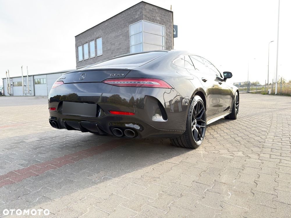 Mercedes-Benz AMG GT 53 4-Matic+ - 32