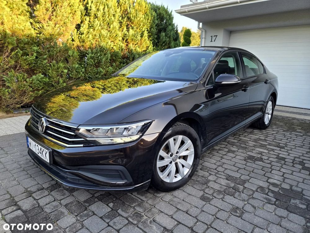Volkswagen Passat 1.5 TSI EVO Business - 1