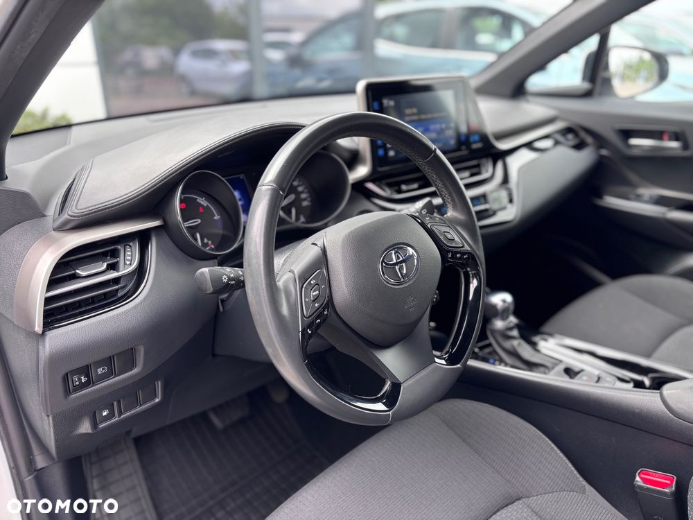 Toyota C-HR Business-Edition - 19