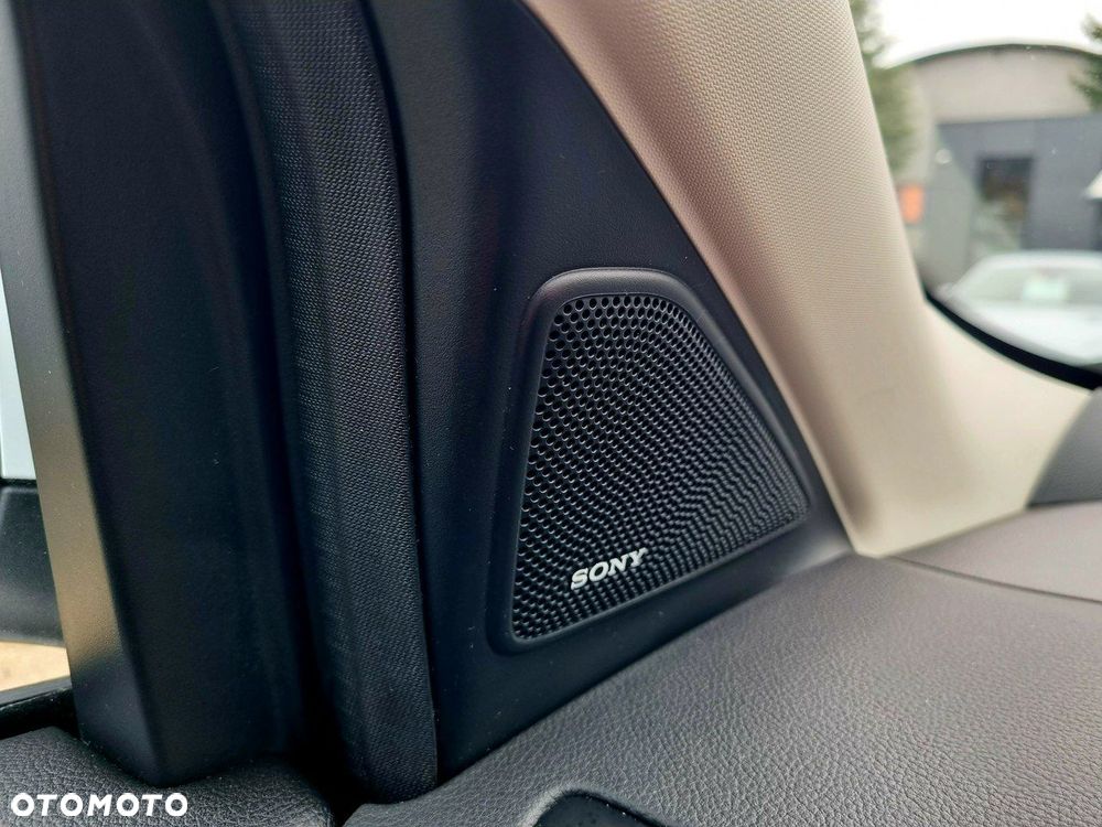 Ford Kuga 2.0 TDCi FWD Titanium - 26