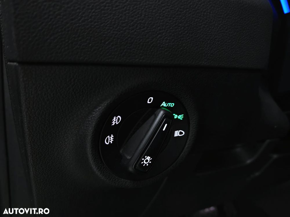 Skoda Karoq 1.6 TDI DSG Ambition - 28