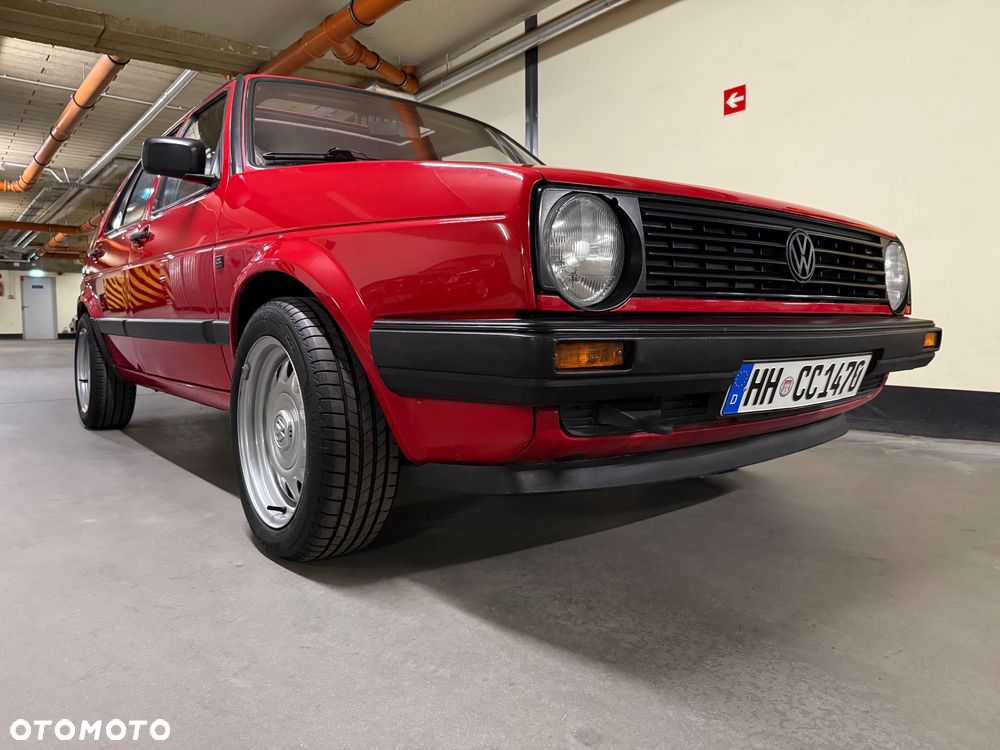 Volkswagen Golf - 10