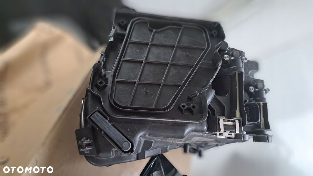 REFLEKTOR FULL LED AUDI Q3 83A 83F 2019-2023 ORYGINAŁ OE - 9