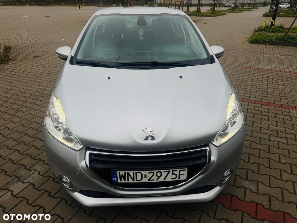 Peugeot 208 1.6 VTi Allure - 32