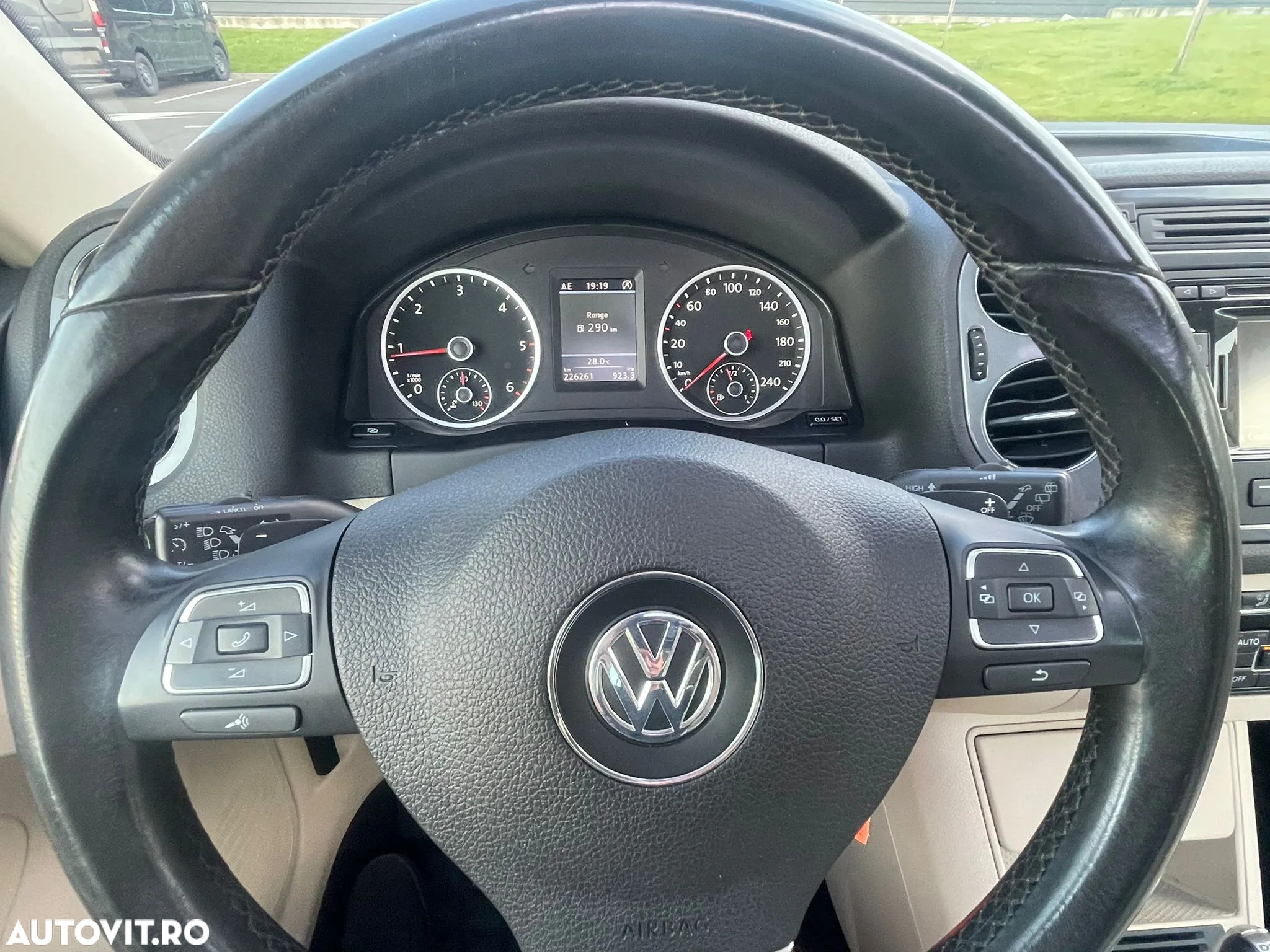 Volkswagen Tiguan 2.0 TDI DPF 4Motion DSG Exclusive - 14