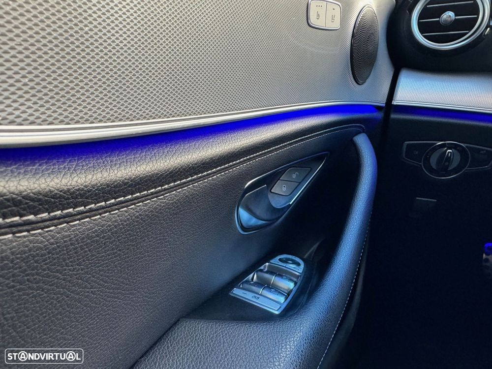 Mercedes-Benz E 300 - 29