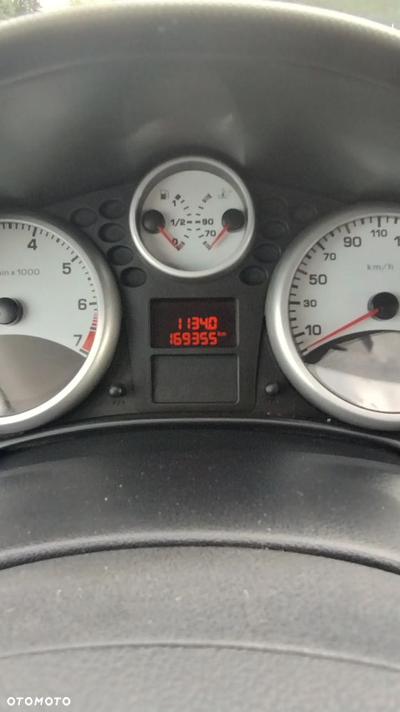 Peugeot 207 1.4 16V Sporty - 10
