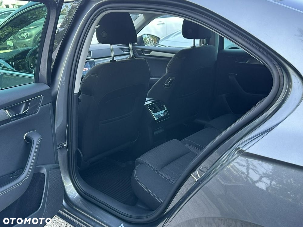 Skoda Superb 1.5 TSI Style DSG - 17