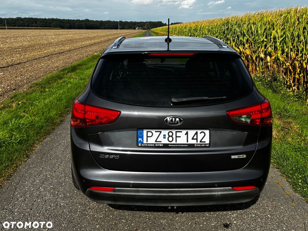 Kia Ceed - 22