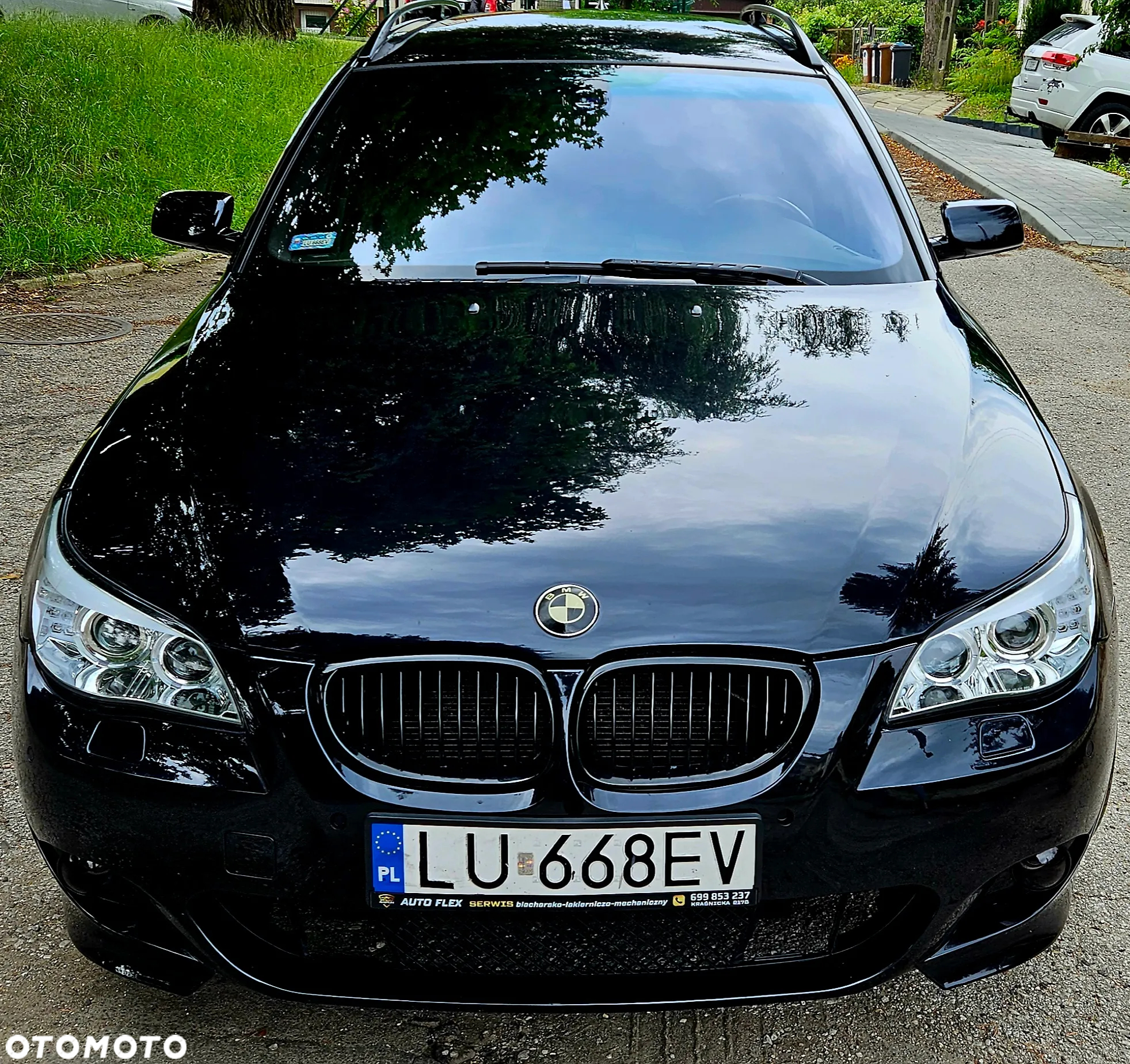 BMW Seria 5 530xi Touring - 9
