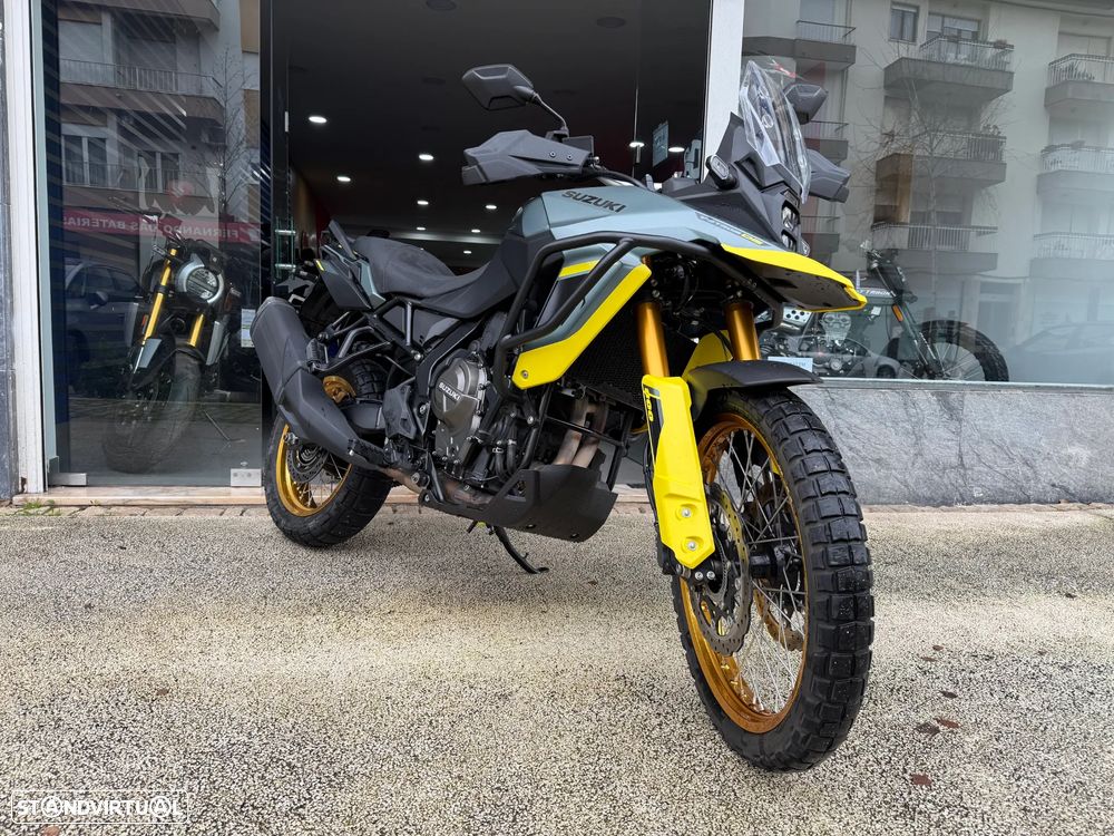 Suzuki DL V-STROM 800 DE - DESDE 130€ Mês - 12