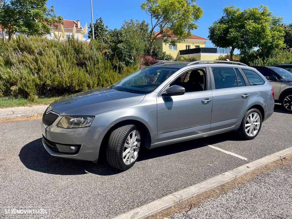 Skoda Octavia Break 1.6 TDi Elegance Pack - 7