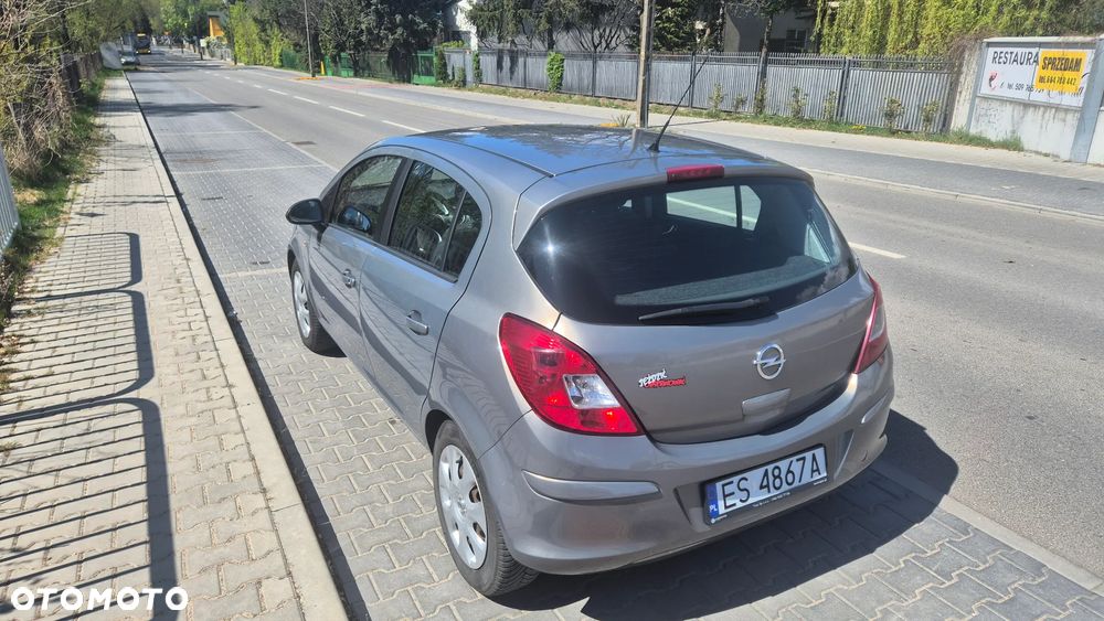 Opel Corsa 1.2 16V Enjoy - 4