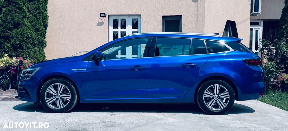 Renault Megane E-TECH 160 INTENS - 9
