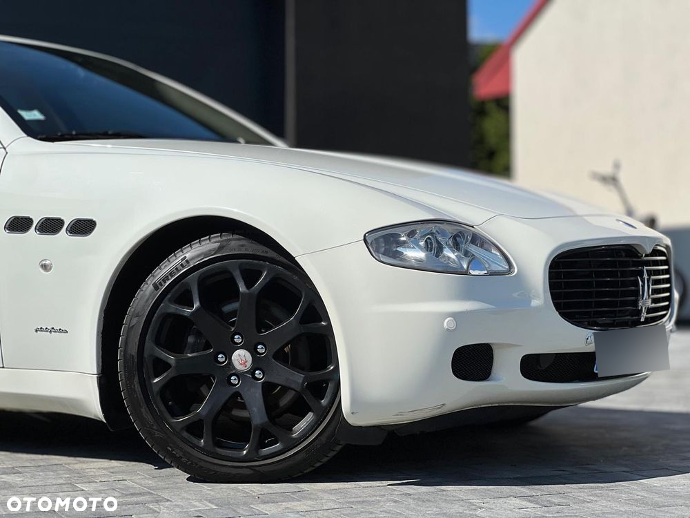 Maserati Quattroporte Standard - 18