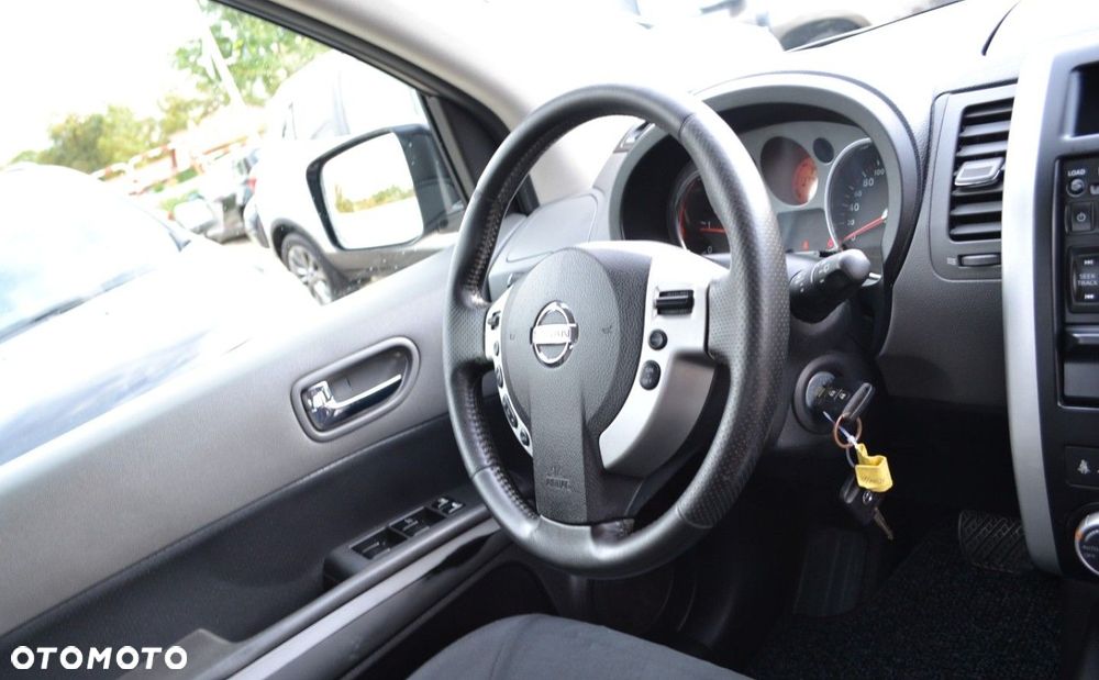 Nissan X-Trail 2.0 dCi 4x4 DPF Automatik Platinum - 31