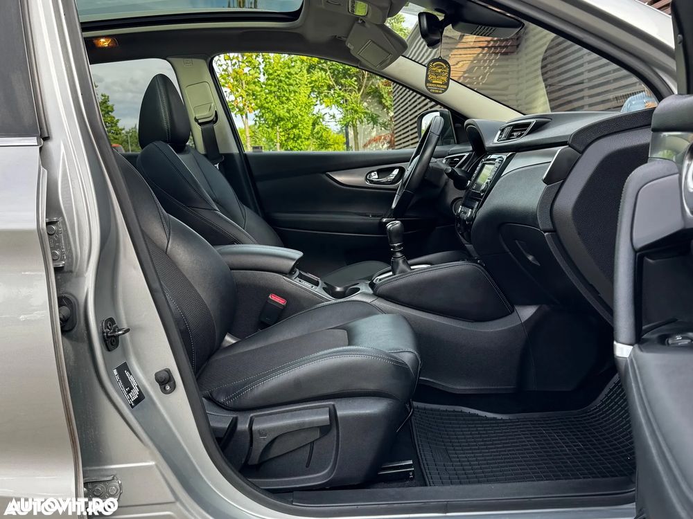 Nissan Qashqai - 1