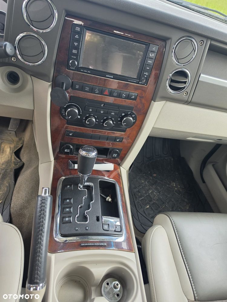 Jeep Commander 5.7 V8 HEMI Automatik Limited - 6