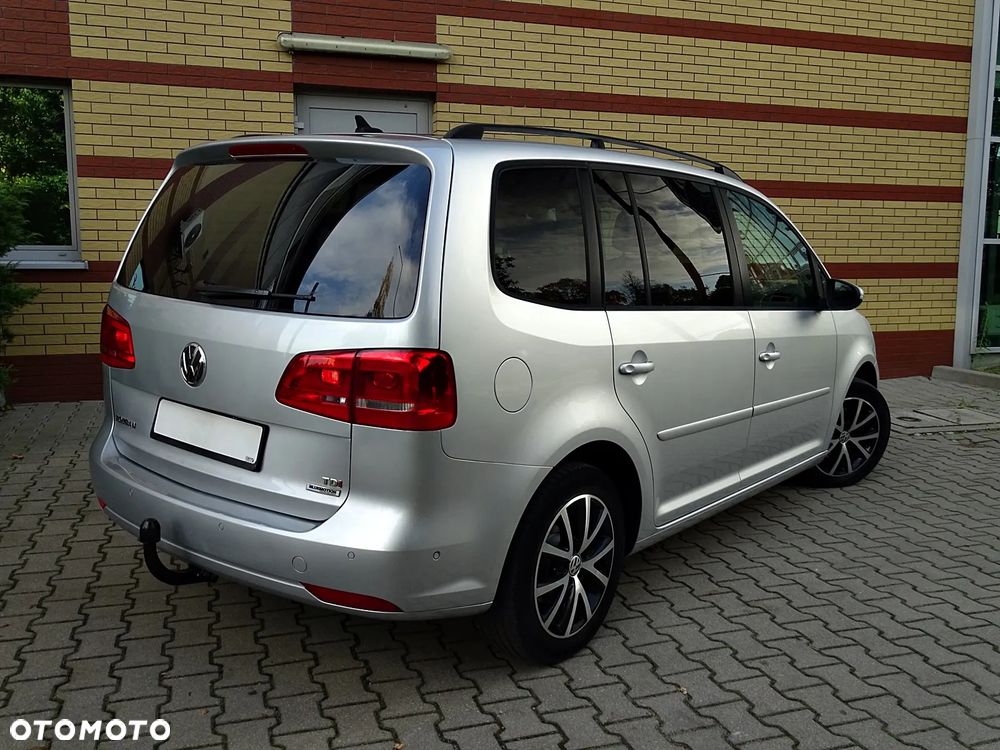 Volkswagen Touran 1.6 TDI DPF BlueMotion Technology Comfortline - 4