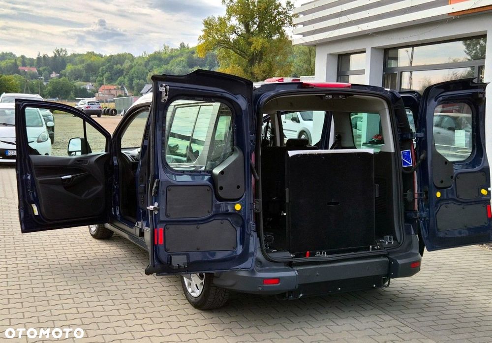 Ford Transit Connect - 16