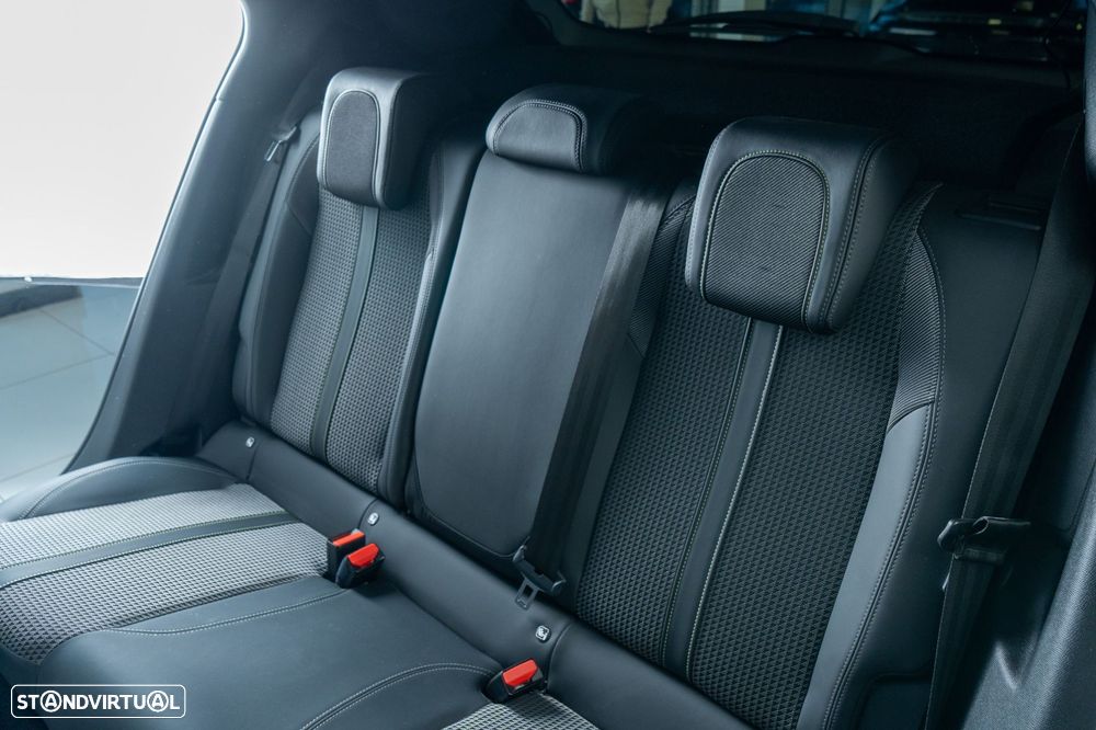 Peugeot e-2008 50 kWh GT Line - 10