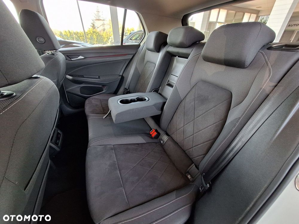 Volkswagen Golf - 20