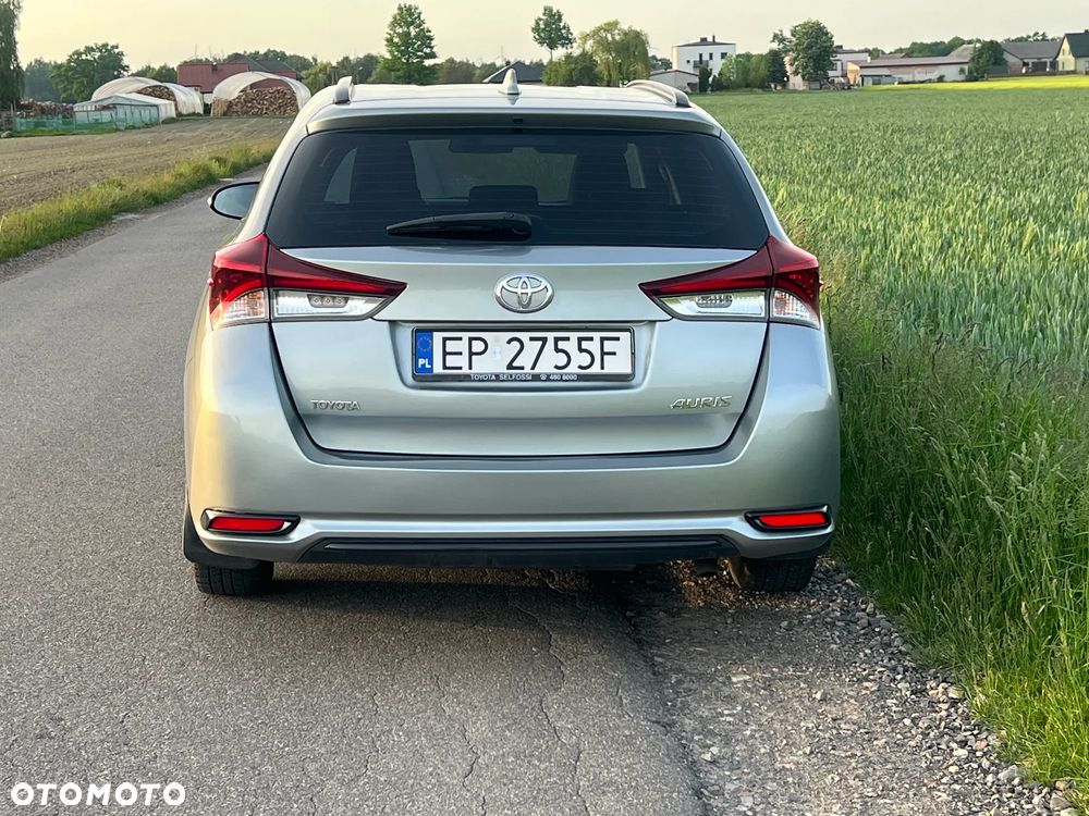 Toyota Auris 1.4 D-4D Edition - 5
