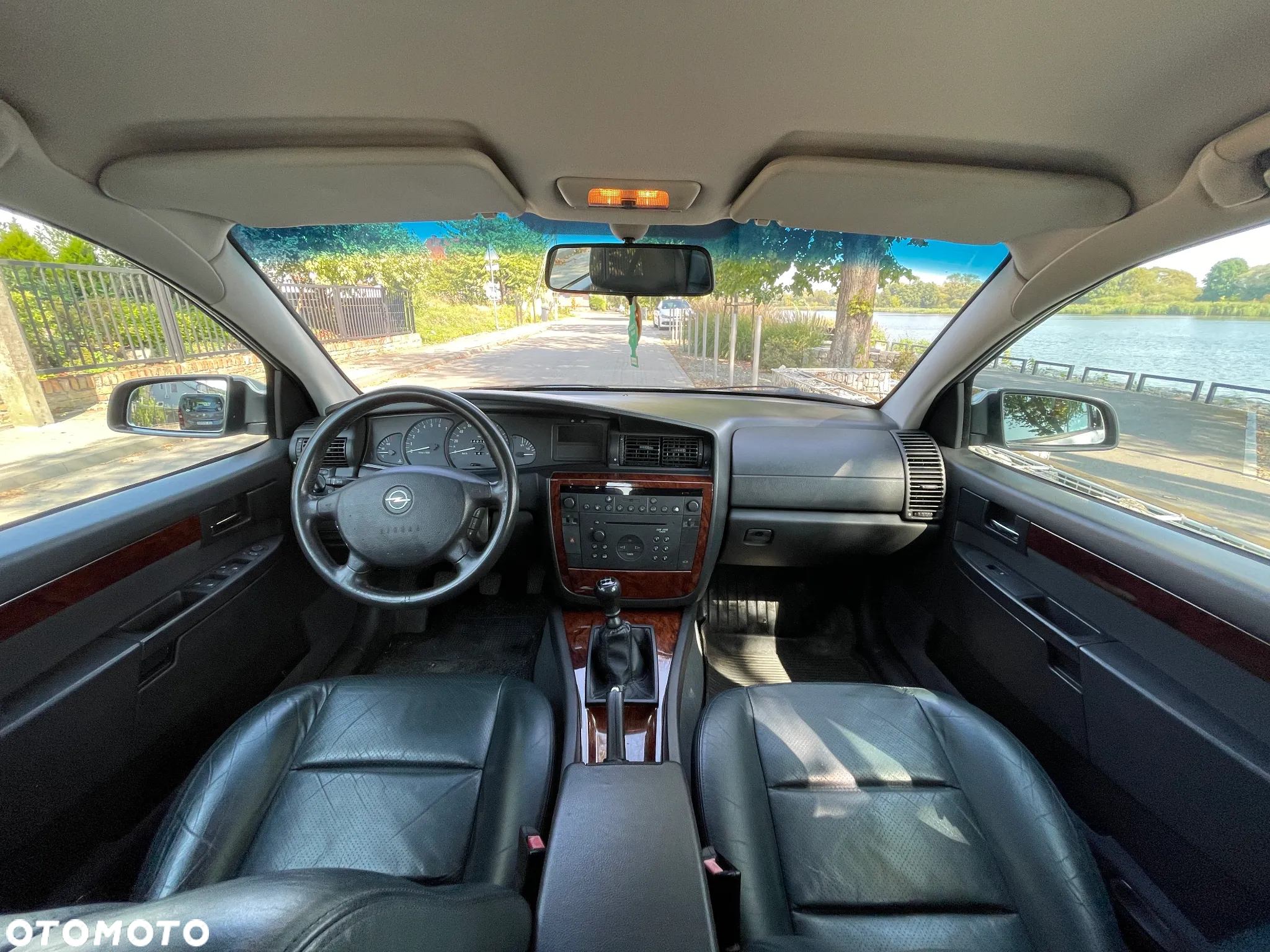 Opel Omega 2.5 Sport - 4