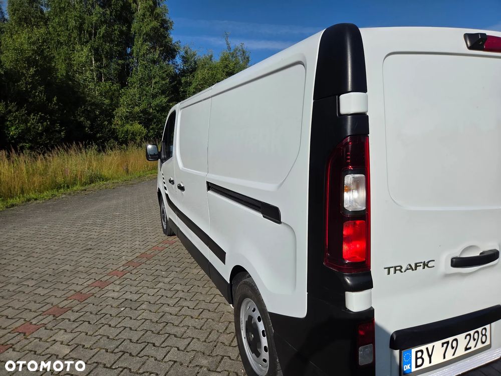 Renault Trafic long długi - 9