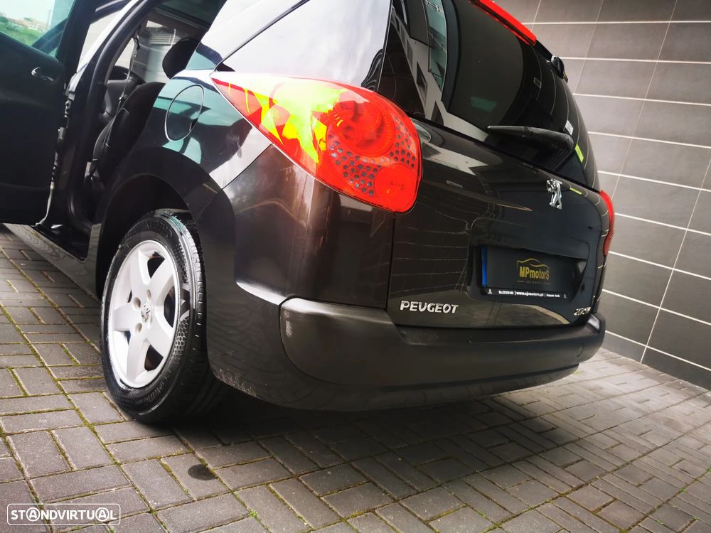 Peugeot 207 SW 1.4 Sport - 17