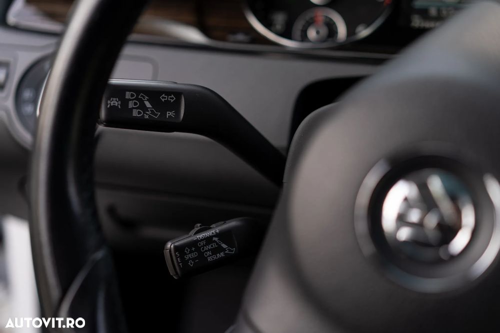 Volkswagen Passat CC 2.0 TDI DPF DSG - 36