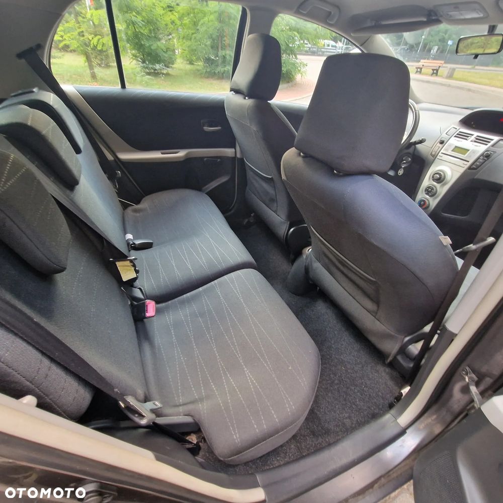 Toyota Yaris 1.4 D-4D Luna - 7