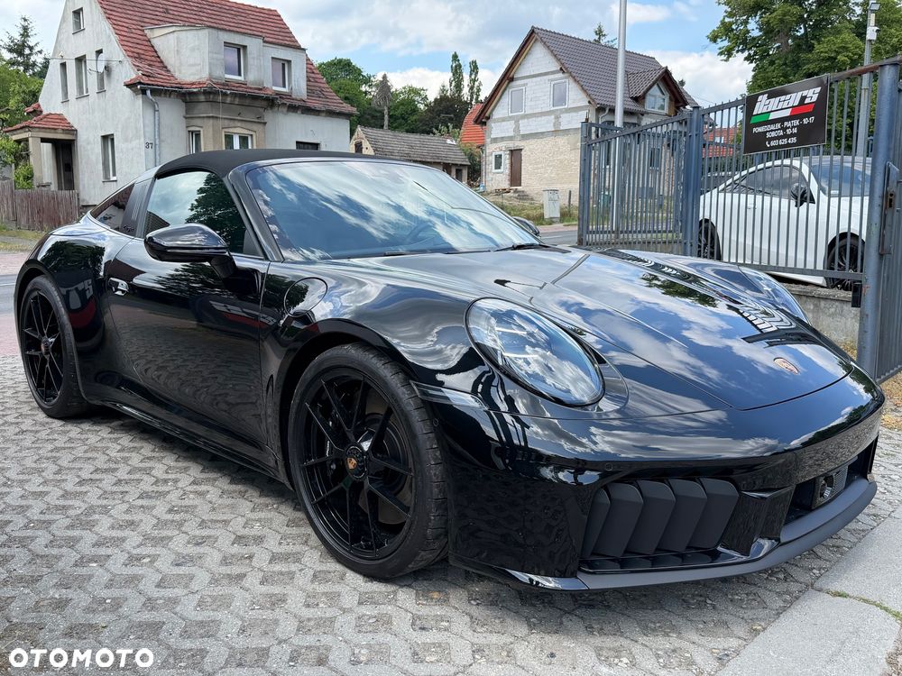 Porsche 911 Targa 4 GTS PDK - 5